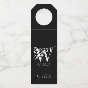 Colgador Para Botellas Sr. y Sra. Monogram on Black Gracias