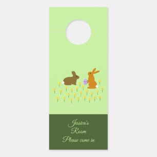Colgador Para Puertas Cute Easter Bunnies and Daffodils Personalizado