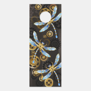 Colgador Para Puertas Dragoniscos de Steampunk sobre fondo rayado marrón