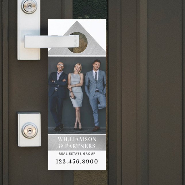 Colgador Para Puertas Hogar de plata inmobiliario mínimo y profesional (Subido por el creador)