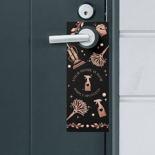 Colgador Para Puertas Maid de referencia y herramientas de limpieza de c