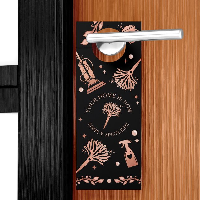 Colgador Para Puertas Maid de referencia y herramientas de limpieza de c (Subido por el creador)