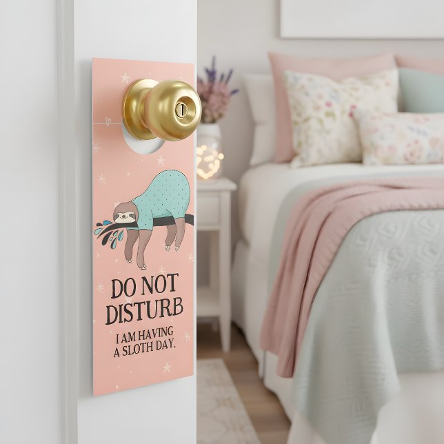 Colgador Para Puertas Ranura de doble lado (Let everyone in your house know that just like a sloth you're having some well earned sleepy time!)