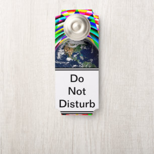 Colgador Para Puertas Vibes terrestres de Kenneth Yoncich