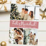 Collage de fotos Feliz Navidad<br><div class="desc">Esta fabulosa tarjeta de 3 fotos navideña con "¡Feliz Navidad!" en un alfabeto moderno y su nombre familiar y año en un fresco y crujiente tipo de letra tradicional, ambos en blanco sobre rosa polvoriento con una espalda que coincide, es perfecta para enviarlos a su familia y amigos. ¡A todos...</div>