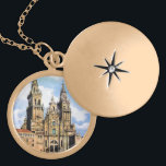 Collar Con Colgante Catedral de Santiago de Compostela (A Coruña)<br><div class="desc">Cuadro al óleo realizado por J. Castro Dopico.
Pintura ao óleo por J. Castro Dopico.
Oil painting by J. Castro Dopico.</div>