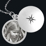 Collar Con Colgante Personalizado Photo Keepsake Necklace<br><div class="desc">Crea tu propio collar de conservas de fotos personalizados.  Hace un gran regalo para todas las ocasiones.  Haga clic en "¡Personalizar!" para añadir texto y más!</div>