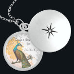 collar de aniversario de pavo real boda<br><div class="desc">Boda Keepsake Wedding Party Necklaces - para cambiar el color de fondo - haga clic en personalizar - haga clic en editar - seleccione la última herramienta en el menú desplegable y elija uno de los colores mostrados o introduzca el código rgb hex para su color de boda personalizado -...</div>