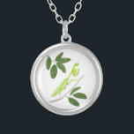 Collar de la mantis religiosa<br><div class="desc">Este diseño es de mi pintura original de una mantis religiosa. Encuentro mantids el fascinar, y esta especie tiene una reputación bien-ganada para ser un depredador potente. Los mantids grandes pueden y cazan pequeños pájaros, serpientes y mamíferos. Y desafortunadamente para el varón, la hembra lleva la depredación el nivel siguiente,...</div>