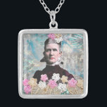 Collar de las damas victorianas<br><div class="desc">¡Este encantador collar será un comienzo de conversación! ¡Puedes decir que es tu tatarabuela! Reproducido a partir de mi arte mediático mixto,  este collar inspirará y deleitará.</div>
