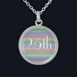 Collar De Plata De Ley Aniversario del Arcoiris 25° Boda<br><div class="desc">Una moda y un patrón moderno,  rayado,  arco iris,  con los números para el 25º aniversario del Boda,  en texto blanco con una sombra de gota gris.</div>