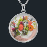 Collar De Plata De Ley Boda de novia Bouquet agrega tu foto a Keepsake<br><div class="desc">Personalizar este diseño hoy! Este regalo es perfecto para la ocasión especial. Ven a ver nuestra tienda,  para todos nuestros diseños geniales.</div>