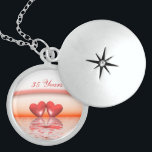 Collar De Plata De Ley Corales de Coral, 35 años<br><div class="desc">Círculo con mi imagen de dos corazones de coral flotando en el agua bajo un arcoiris. El texto del personalizable dice "35 años".</div>