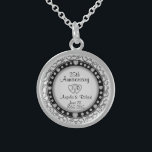 Collar De Plata De Ley Monograma del 25° Aniversario de Plata<br><div class="desc">Monograma boda del 25º aniversario de plata.</div>