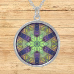 Collar De Plata De Ley Mosaico Kaleidoscope Flor Amarillo Verde y Púrpura<br><div class="desc">Este diseño de mosaico caleidoscopio presenta brillantes baldosas verdes,  amarillas y violetas. Un diseño geométrico vívido inspirado en fractales,  mandalas y mosaicos de cristal teñido. ¡Consigue este hermoso diseño trippy y añade algunos colores de groovía a tu vida!</div>