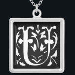 Collar de plata en Momograma<br><div class="desc">Collares Keepsake Elija ya sea el acabado plateado de oro o el Personalizado exclusivo de plata estéril !st Navidades Boda regalo Keepsake Wedding Party Necklaces - para cambiar el color de fondo - haga clic en personalizar - haga clic en editar - elija la última herramienta en el menú desplegable...</div>