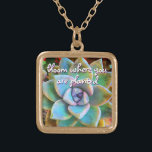 Collar Dorado Cactus Verde Turquesa Bloom Donde Se Plantó La Cit<br><div class="desc">Siempre me encantan los cactus, que prosperan en las condiciones más duras y te asustan con su belleza. Siga su pista y "florecer donde estás plantado", cada vez que use este impresionante collar de encanto foto de primera plana de un cactus verde menta y turquesa, floreciente. Este collar se presenta...</div>