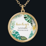 Collar Dorado Fin de semana de soltera de corbata tropical con n<br><div class="desc">El fin de semana de la dama de honor moderna la hoja de palma tropical fue coronada con la novia para ser el nombre en la tipografía de escritura de color oro de bonito.</div>