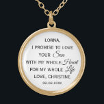 Collar Dorado La madre personalizada del regalo de la novia<br><div class="desc">Hermoso y clásico regalo para la madre del GROOM de la novia personalizado con el nombre de la madre del Groom,  el nombre de la novia y la fecha boda</div>