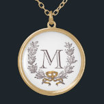 Collar Dorado Vintage Wreath Personalizado Monograma Inicial Oro<br><div class="desc">La corona vintage enmarca sus iniciales personalizadas o monograma. La corona y las letras son una plumas desaturadas marrón,  el arco es azafrán amarillo. Encantador en oro también se ve genial en plata.</div>