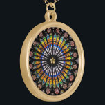 Collar Dorado Vitral de la catedral del vintage<br><div class="desc">Ventana color de rosa (caliente-entonada) de la catedral de Estrasburgo,  una catedral católica en Estrasburgo,  Alsacia,  Francia. Gran regalo católico y cristiano para él así como un recuerdo del viaje para sí mismo y para la familia y los amigos.</div>