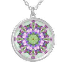 Collar Magenta y Mandala Verde