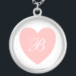 Collar monogramado de corazón rosado<br><div class="desc">El collar monogramado en el corazón rosado que se puede personalizar con cualquier texto de su elección. Si necesita ayuda para personalizar,  póngase en contacto con nosotros a través del enlace de esta página. Collares de corazón rosado monogramados.</div>