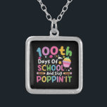 Collar Plateado 100 Días De Escuela Y Aún Chica De Poppin<br><div class="desc">100 Días Escolares Y Aún El Chica Unicornio Lo Pop</div>