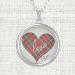 Collar Plateado Amor y nombre en Plaid Tartan Heart, Sterling<br><div class="desc">El Royal Stewart Tartán, en forma de corazón, combina el patrón de "amor" en escritura, y decora este encanto de collar de plata esterlina de 0, 75". El fondo y la palabra "amor" es un color platino. El nombre es gris y el texto será pequeño. El nombre se puede cambiar...</div>