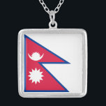 Collar Plateado Bandera de Nepal<br><div class="desc">Bandera patriótica de Nepal.</div>