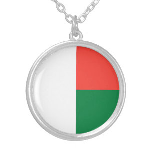 Collar Plateado Bandera patriótica de Madagascar