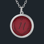Collar Plateado Boda negro rojo Corazón gótico Hermoso elegante<br><div class="desc">Nuestro hermoso diseño de corazón gótico rojo y negro elegante es genial como un elegante diseño de boda oscuro.</div>