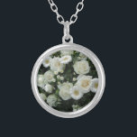 Collar Plateado Bouquet de flores blancas<br><div class="desc">Bouquet de flores blancas</div>