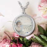 Collar Plateado Chic de Shabby Vintage Victorian con flores<br><div class="desc">La victoriana de estilo victoriano chic y Shabby con flores y collares de plata</div>