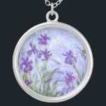 Collar Plateado Claude Monet - Lilac Irises / Iris Mauves<br><div class="desc">Lilac Irises / Iris Mauves - Claude Monet,  1914-1917</div>