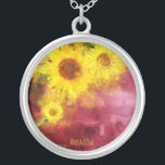 Collar Plateado *~* Color de agua rústico del girasol de Borgoña<br><div class="desc">* Rústico Vintage botánico encanto Borgoña Floral Flores de Oro y Acuarela Amarillo Girasoles creativos Diseño moderno único. * Este alegre y moderno País Rústico Vintage adorable Blanda gran color de agua Sunflower Amarillo en un Abstracto Merlot de Borgoña y Oro hacen para un diseño muy grande.Collar Espiritual Espiritual de...</div>