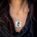 Collar Plateado Cursillo de arco iris de DeColores con cruz y paz<br><div class="desc">DeColores es una canción folclórica tradicional española, ampliamente usada como canción en el Movimiento de Cursillo Católico Romano. El arcoiris colorido es un símbolo de ese movimiento. El diseño presenta una cruz envuelta en un arcoiris con una paloma de la Paz. Qué hermoso regalo de fe para ti, un amigo...</div>