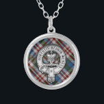 Collar Plateado Donnachaidh (Robertson) Vestido Escudo del tartán<br><div class="desc">Donnachaidh (Robertson) Vestido Tartan de Caza,  con Escudo</div>