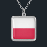 Collar Plateado Drapeau Pologne<br><div class="desc">Drapeau de la Pologne: "Bóg, Honor i Ojczyzna " → "Dieu, honneur et patrie".
Le drapeau polonais est composé de deux bandes horizontales de largeur égale. La bande supérieure est blanche et la bande inférieure est de couleur rouge.</div>