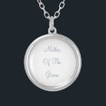 Collar Plateado Duste Madre Azul Del Boda Groom Favor Del Regalo<br><div class="desc">Diseñado con el texto personalizado "Madre del novio" en azul polvoriento popular,  es perfecto,  simple y elegante regalo o favor de fiesta para la madre del novio. ¡Puede cambiar el texto o el color de un evento diferente o de un nuevo elemento como desee!</div>