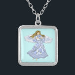 Collar Plateado Flor pansy ángel cristiano<br><div class="desc">Collar Ángel de Pánsy, camisetas Ángel y regalos Angel de ArtMuvz Ilustracion. Camiseta Romántica Pansy Angel para mamá, papá, niños, bebé. Bonito de cumpleaños de Pansy Angel y regalos de navidades, bolsa de tote, taza, gorra. Los regalos de ángel son una manera reflexiva y significativa de mostrar a alguien a...</div>