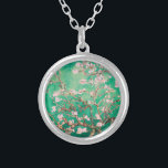 Collar Plateado Flores de almendra de Van Gogh verde<br><div class="desc">Flores de almendras verdes suaves de Vincent Van Gogh alteración del color copyright 2Sweet4wordsDiseños/ PureVintage Love Soft Green Almond Blossoms para un toque artístico al estilo personal, Wedding Party, Baby Shower, regalos de oficina o Fiesta de primavera: Celebre sus ocasiones especiales con la belleza encantadora de las flores de almendras...</div>