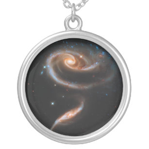 Collar Plateado Galaxias que obran recíprocamente Arp 273 UGC 1810