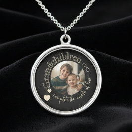 Collar Plateado Grandmother Grandchildren Photo 