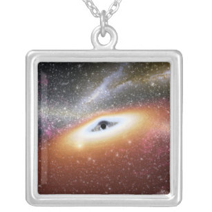 Collar Plateado Ilustracion de un agujero negro supermasivo