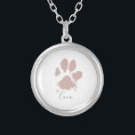 Collar Plateado Impresión de pata de perro rosa con el nombre de s<br><div class="desc">Impresión de la hoja de perro rosa con nombre personalizado</div>