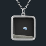 Collar Plateado la tierra del universo del espacio lunar<br><div class="desc">La Tierra desde la luna,  foto del universo espacial</div>