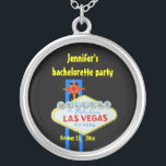Collar Plateado Las Vegas personalizado<br><div class="desc">Un collar de Las Vegas diseñó para las porciones de opciones para las opciones personalizadas,  celebrar cualquier ocasión de una ducha nupcial a un cumpleaños.</div>