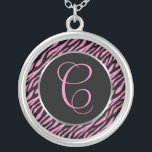 Collar Plateado Letra rosa cebra de papel de impresión C<br><div class="desc">Letra manuscrita A en rosa sobre un fondo de impresión de cebra negro y rosa.</div>