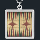 Collar Plateado Mesa de juego de Backgammon antiguo de Ethan Harpe<br><div class="desc">Pintura de un tablero de juego de backgammon antiguo,  creado por Ethan Harper. La manera en que Harper pintó la pieza la hace parecer antigua,  una reliquia de un tiempo casi olvidado. Un regalo perfecto para los aficionados a los juegos de mesa en su vida.</div>